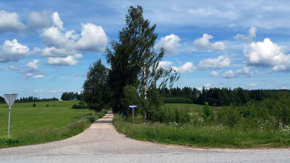 Šeit jāanogriežās uz darbnīcu.